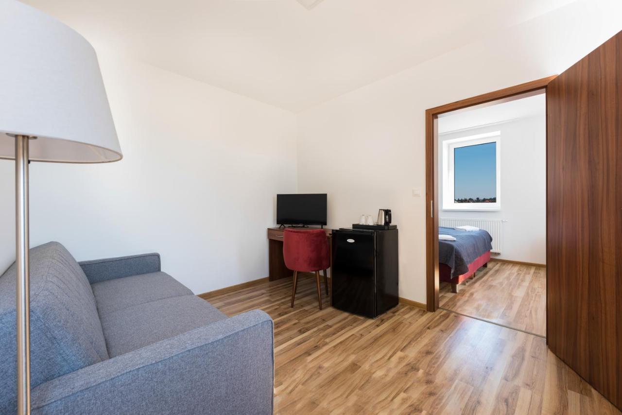 Penzion Sessler *** Trnava Exterior foto