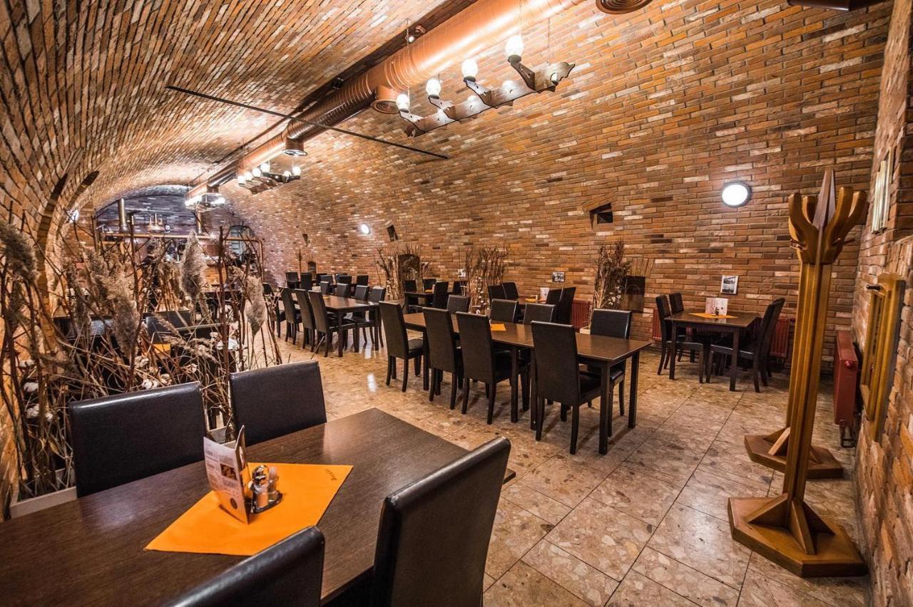 Penzion Sessler *** Trnava Exterior foto