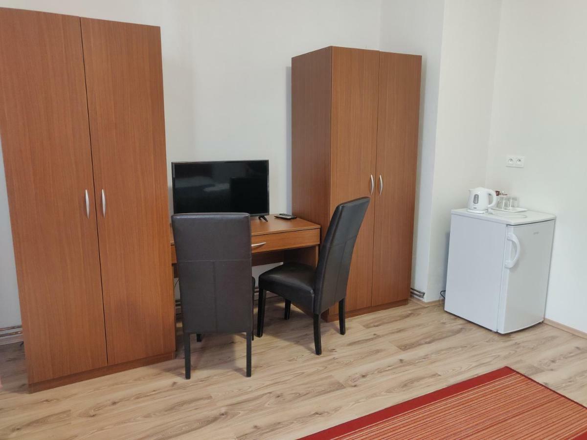 Penzion Sessler *** Trnava Exterior foto