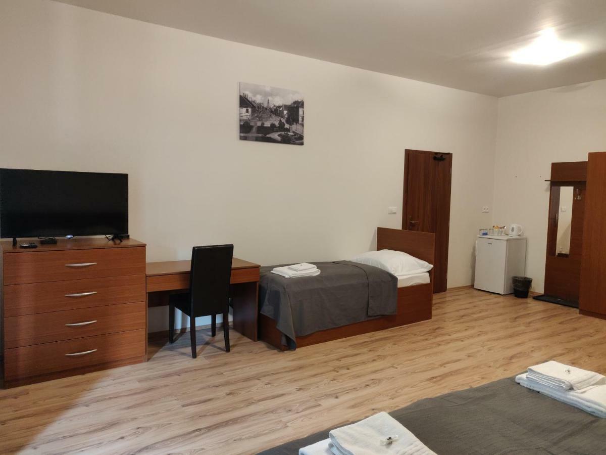 Penzion Sessler *** Trnava Exterior foto